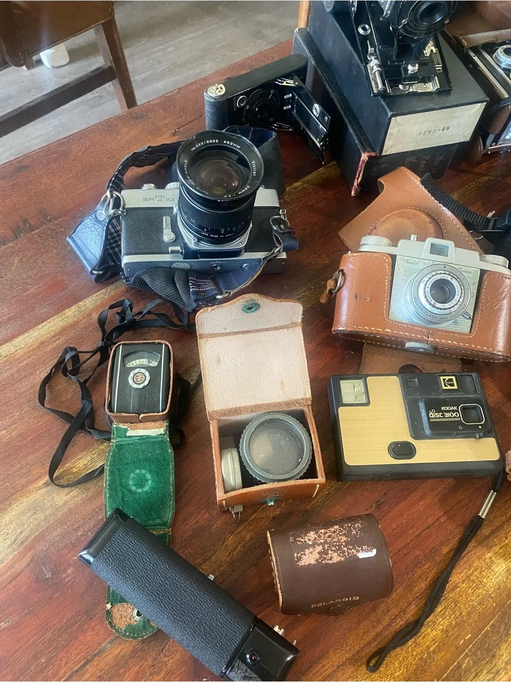 Vintage Mixed Film Cameras Bundle - Brown Leather Cases